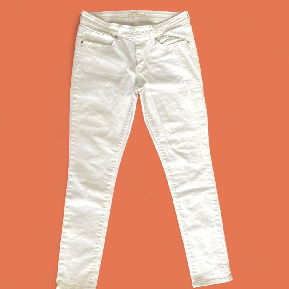 Levi’s 711 Skinny White Jeans Women’s Size 30 Mid Rise Stretch Denim